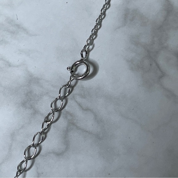 Heart pendant on chain NWOT - Picture 3 of 6